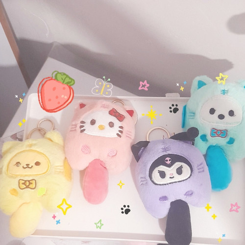 اویز عروسکی سانریو